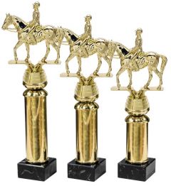 A59.34384 Dressurreiter Pokal inkl. Beschriftung | 3 Größen