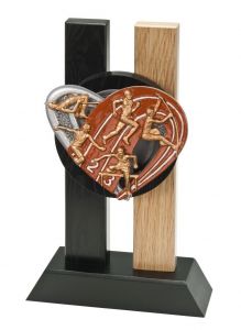 H340.2528 Leichtathletik Holz-Pokal Weingarten inkl. Beschriftung | 3 Größen